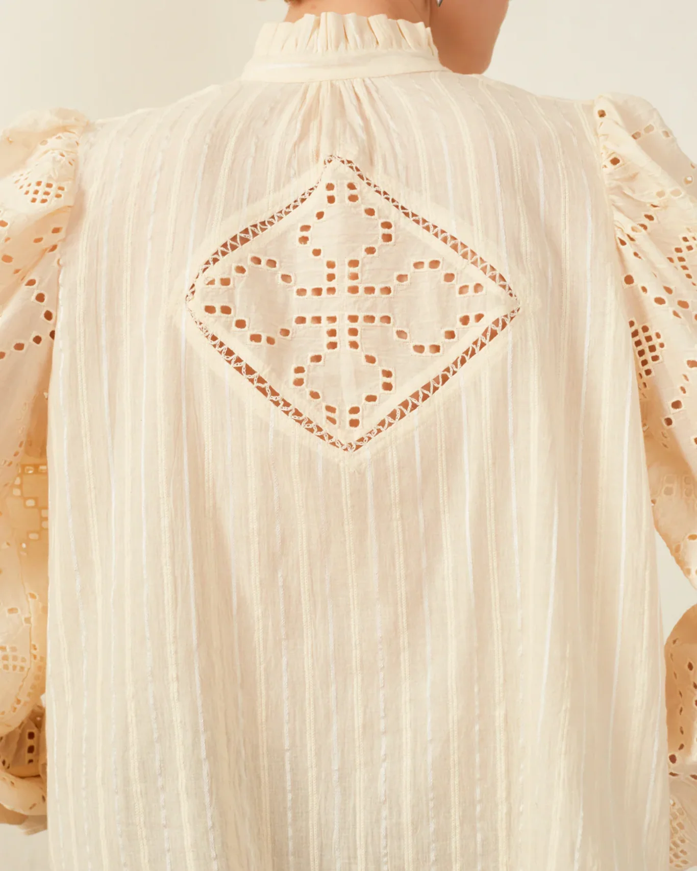ANNABEL PEARL EYELET SHIRT - Image 4