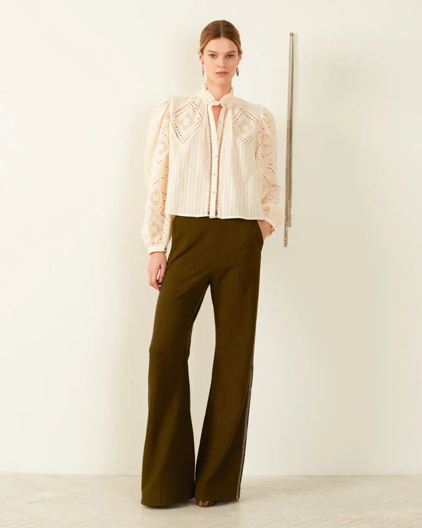 ANNABEL PEARL EYELET SHIRT - Image 5