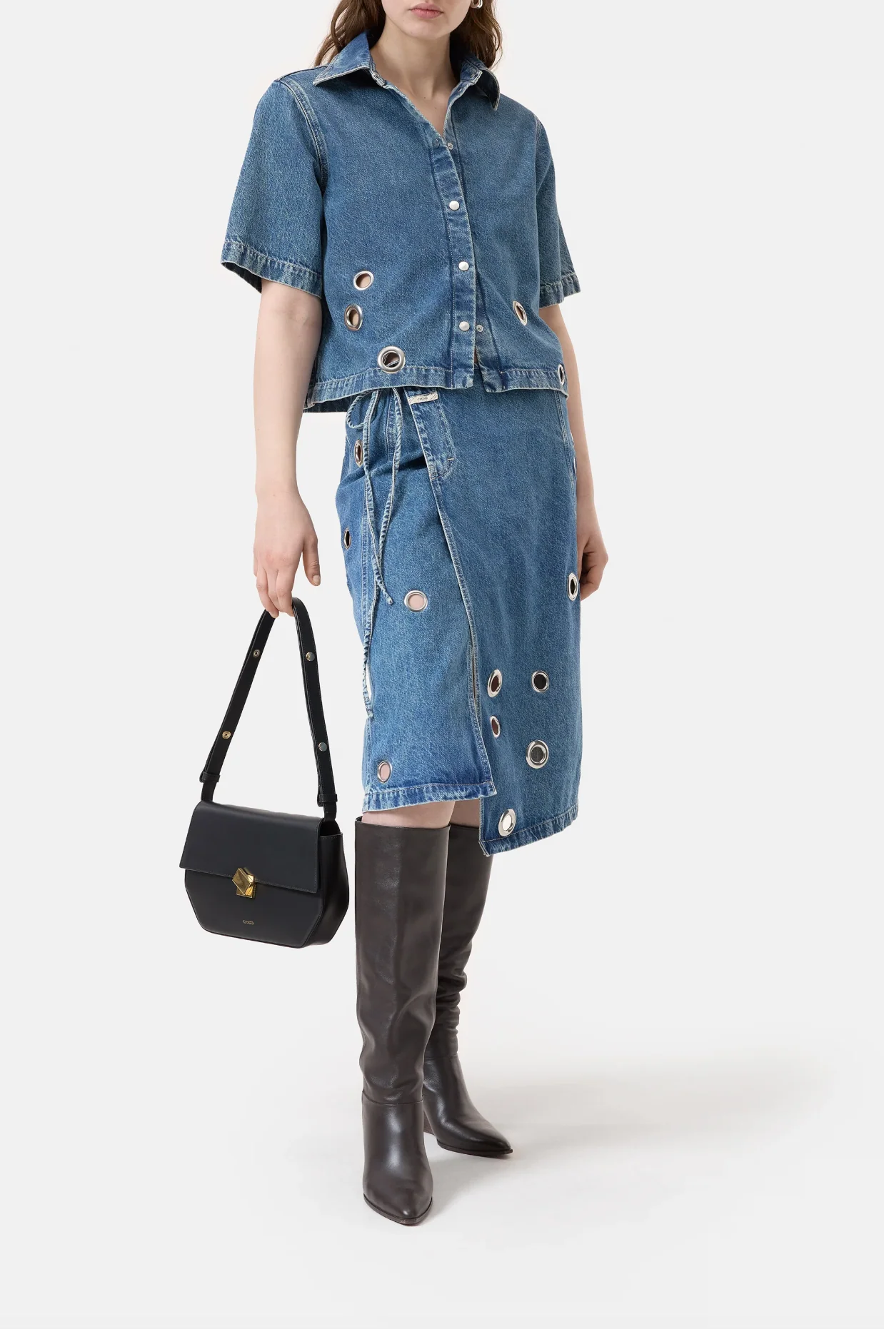 SHORT SLEEVE DENIM SHIRT - Image 4