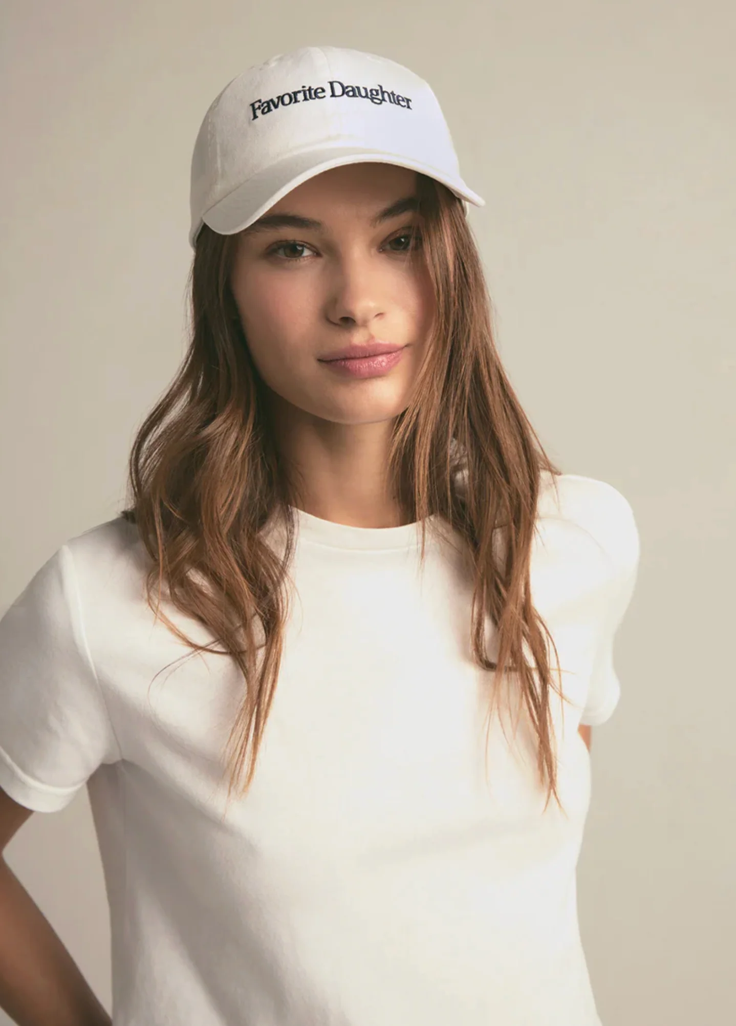 CLASSIC LOGO BASEBALL HAT WHITE - Image 3