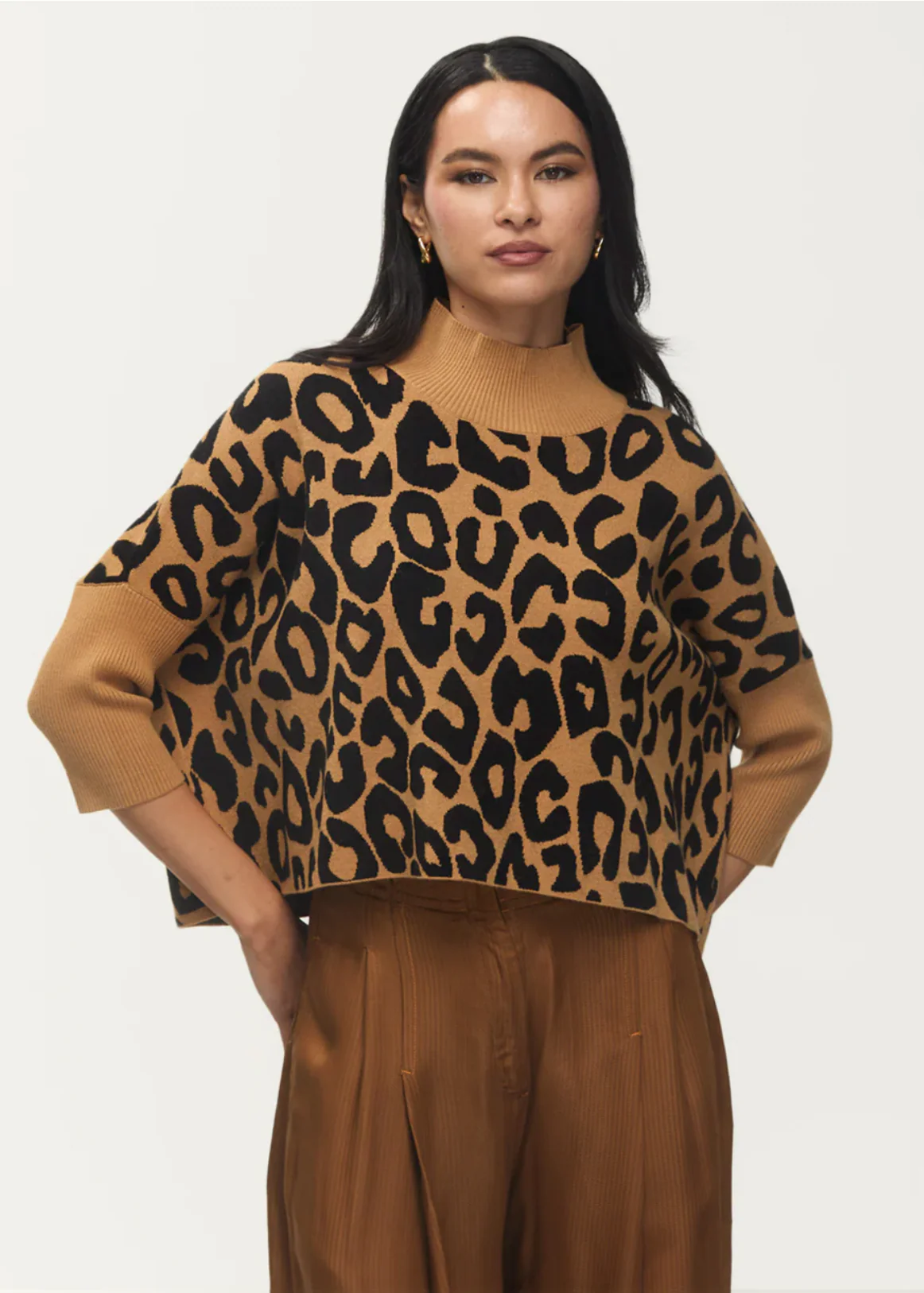 AJA BOZOMA SWEATER