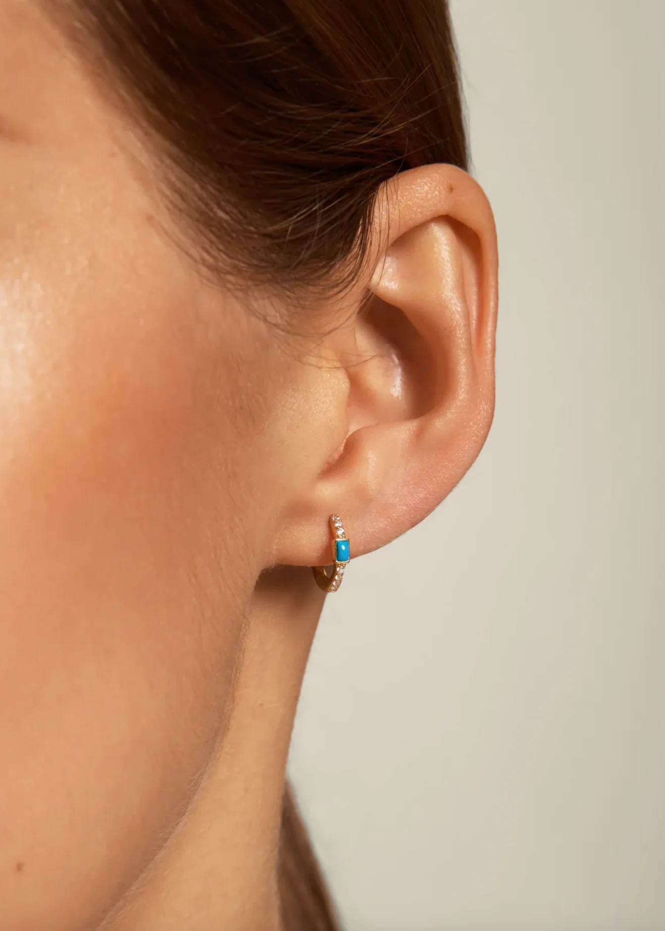 DAISY TURQUOISE & WHITE TOPAZ HUGGIE EARRINGS