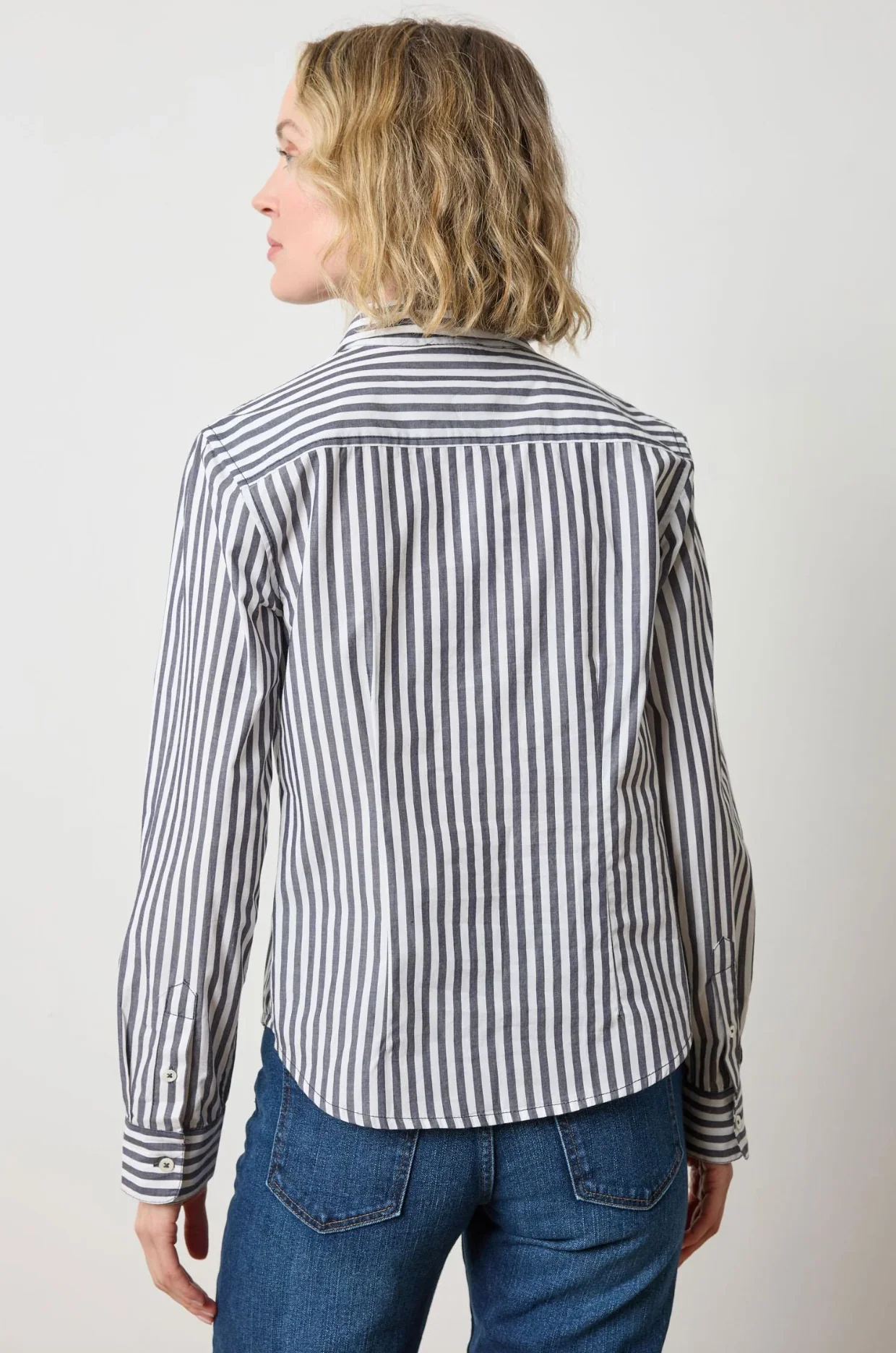 SLIM FIT BUTTON DOWN - Image 3