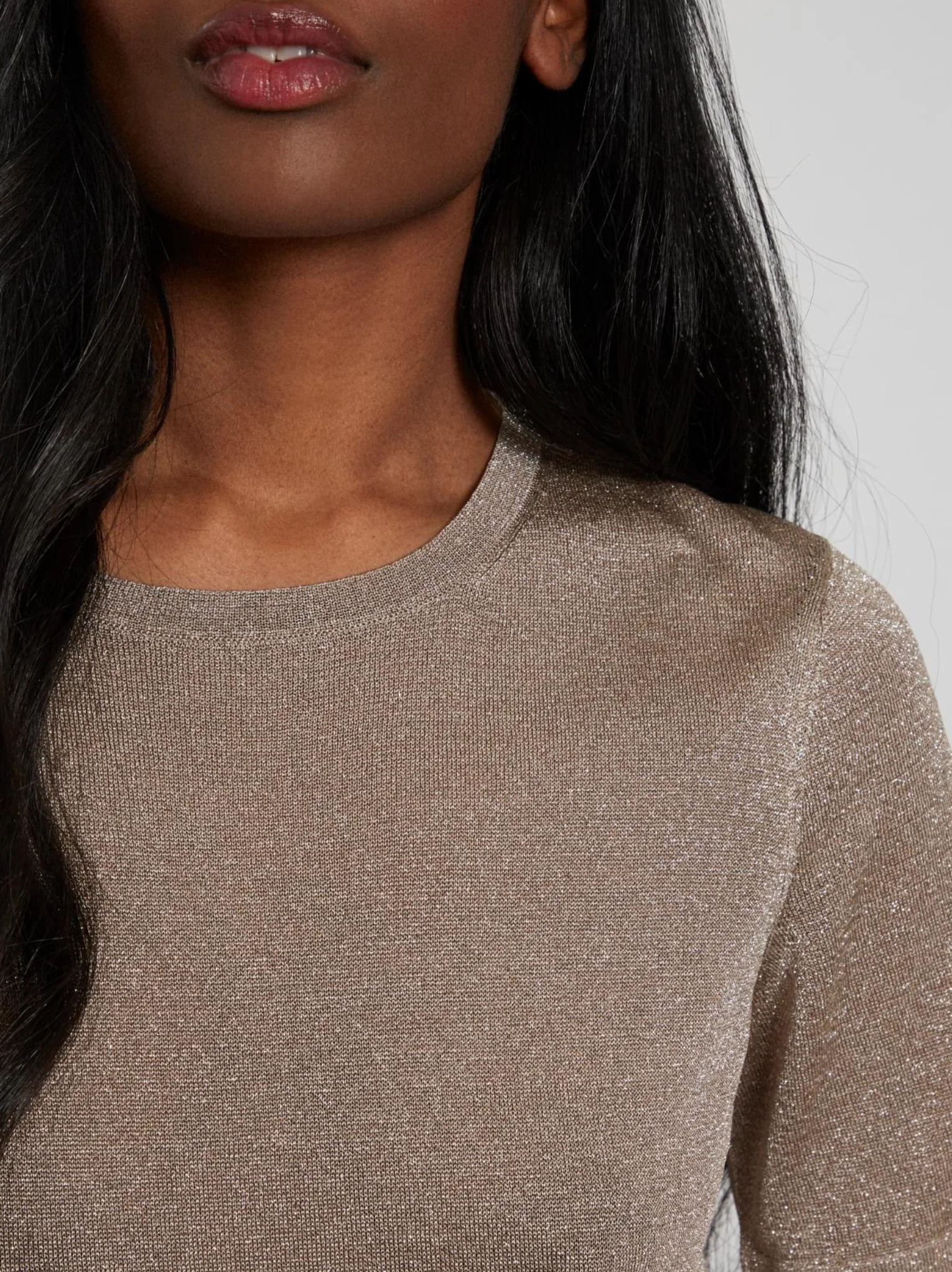 GALA S/S ROUND NECK TOP - Image 2
