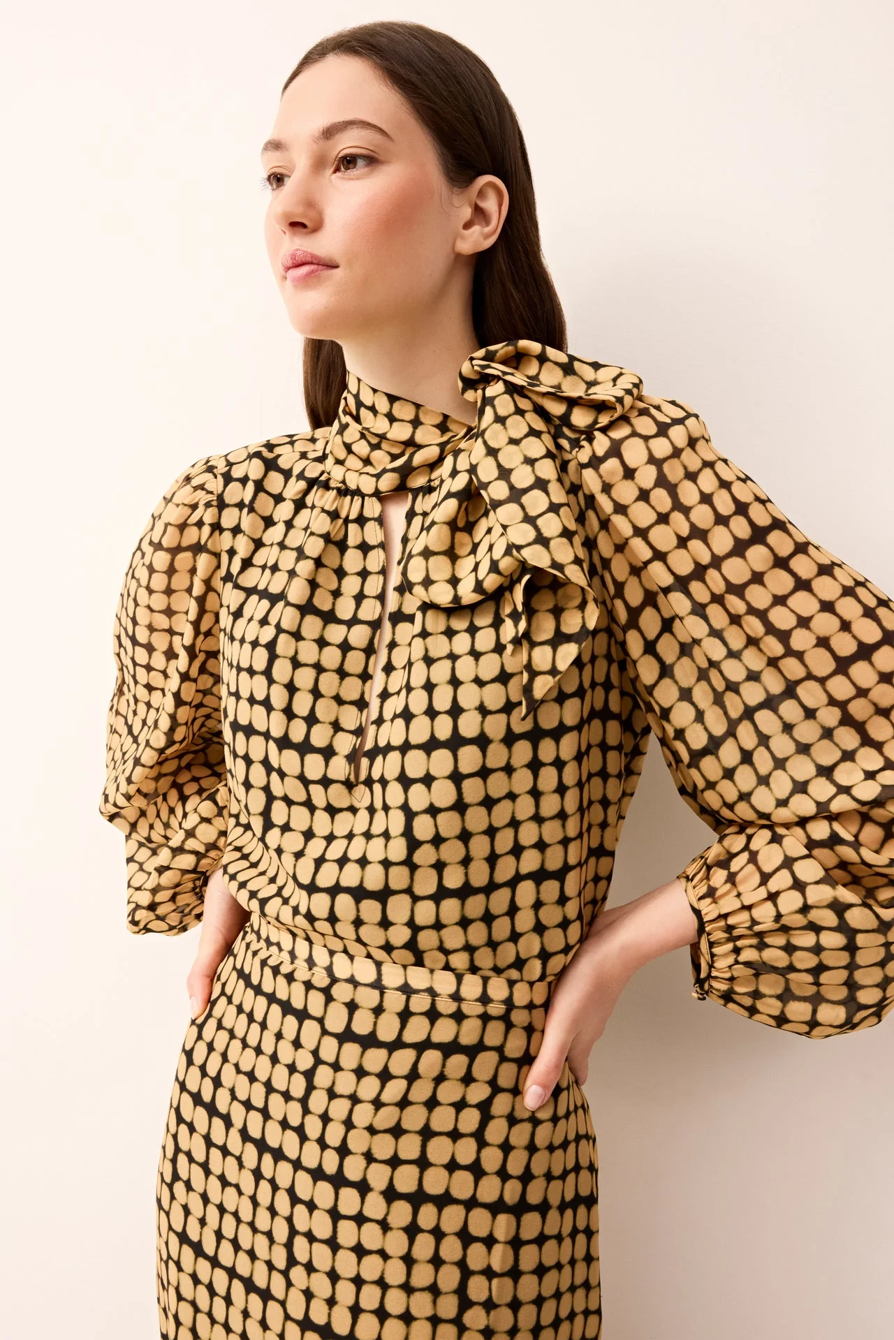 VIVIANNE BLOUSE - Image 2