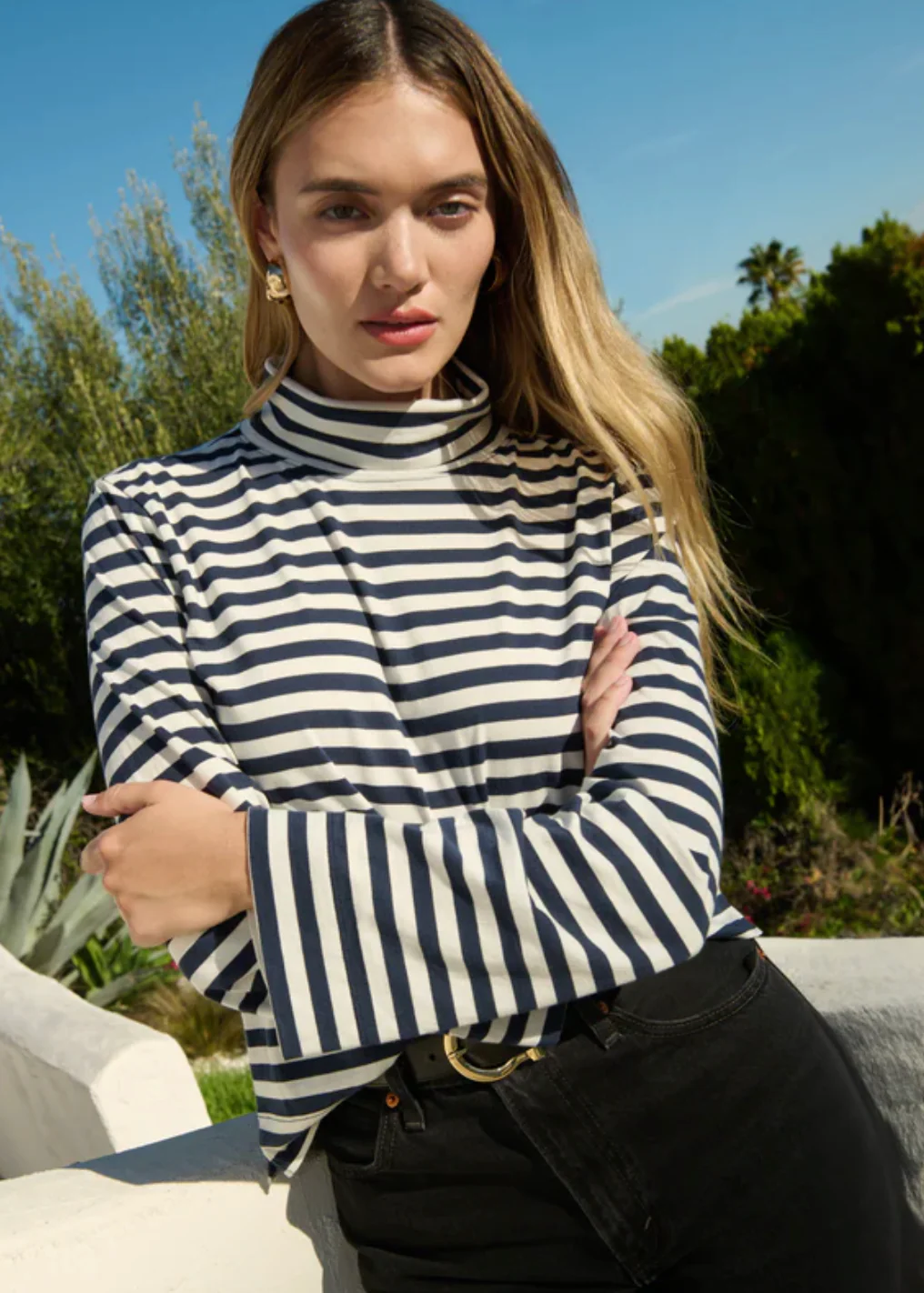 NEO MOCK NECK T-SHIRT