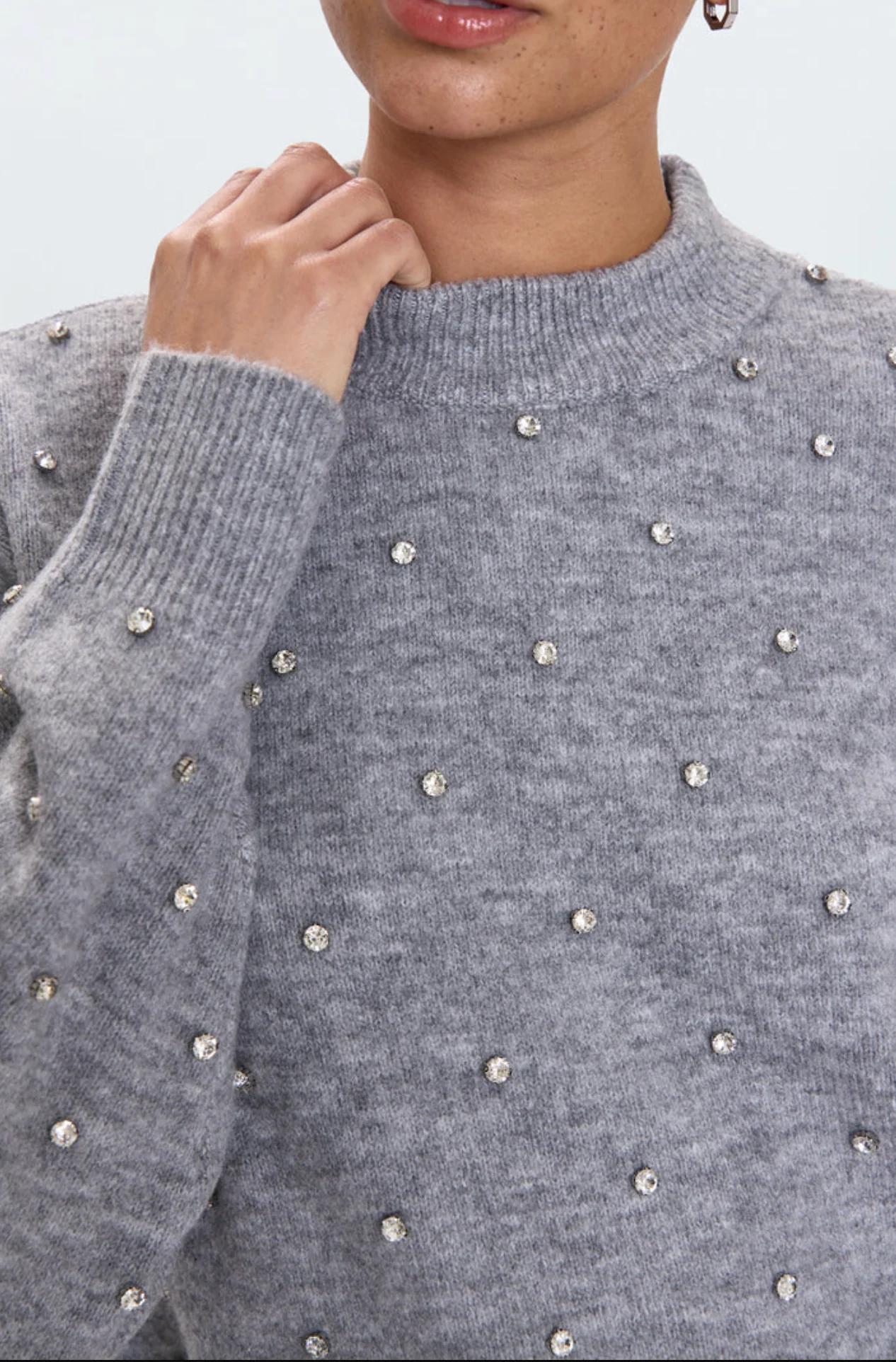 AURA RELAXED CREWNECK SWEATER - Image 2