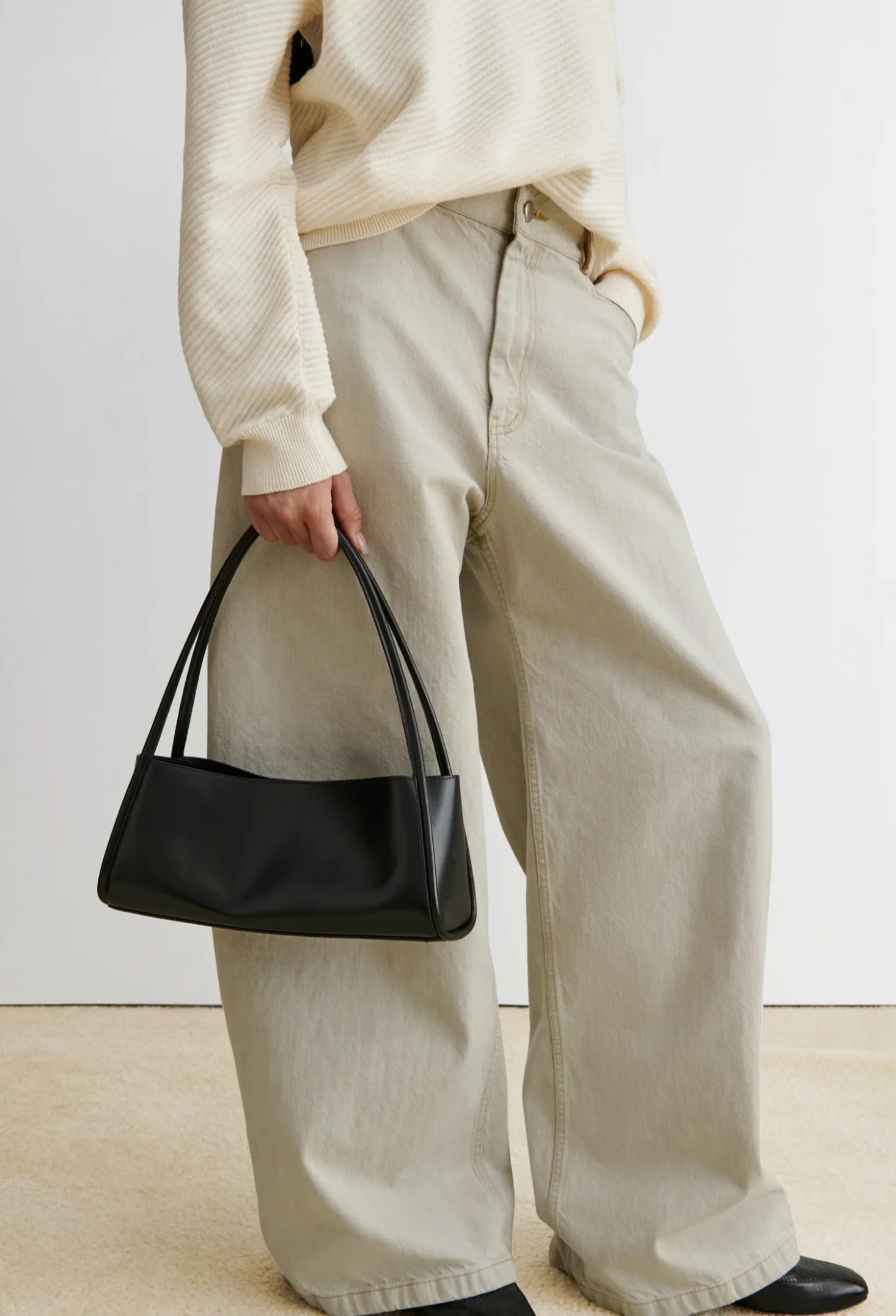 ALTREZZO BAG BLACK - Image 2