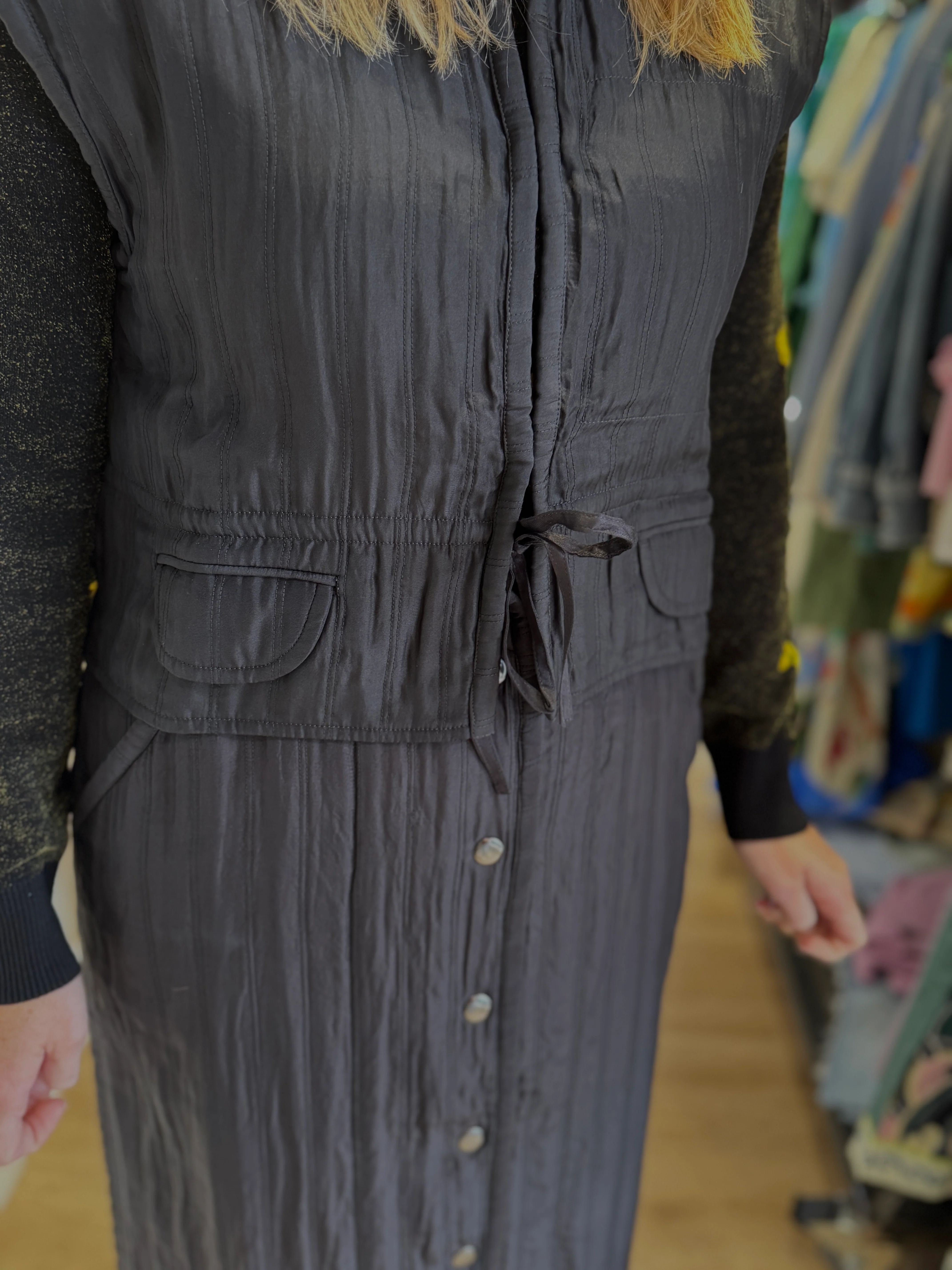 CLIFFORD VEST - Image 4