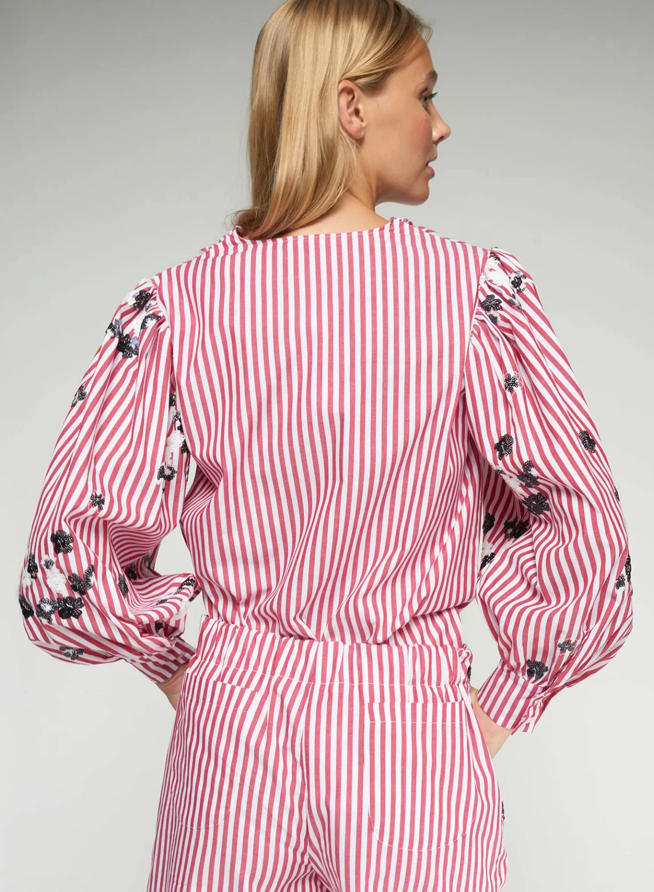 MARLENE STRIPED SHIRT W/BOW - Image 3