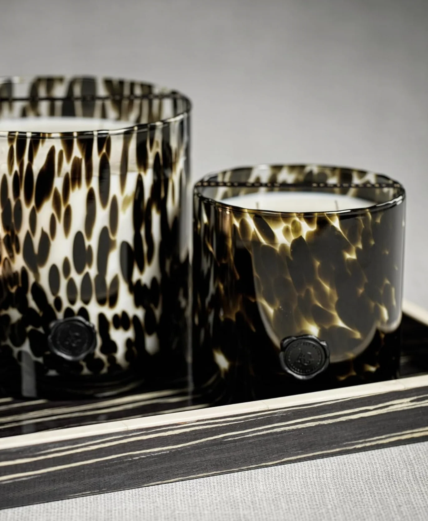 OPAL GLASS 3 WICK CANDLE JAR BLACK FIG VET - Image 3